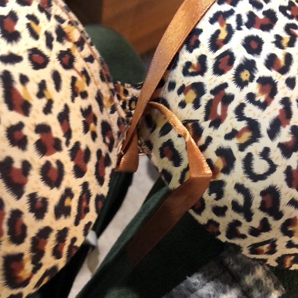 NWT Victoria secret miracle bra padded push up leopard pattern 32B - Picture 6 of 6